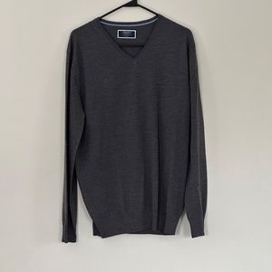 Charles Tyrwhitt Men's Merino Wool V-Neck Sweater - Med - Grey